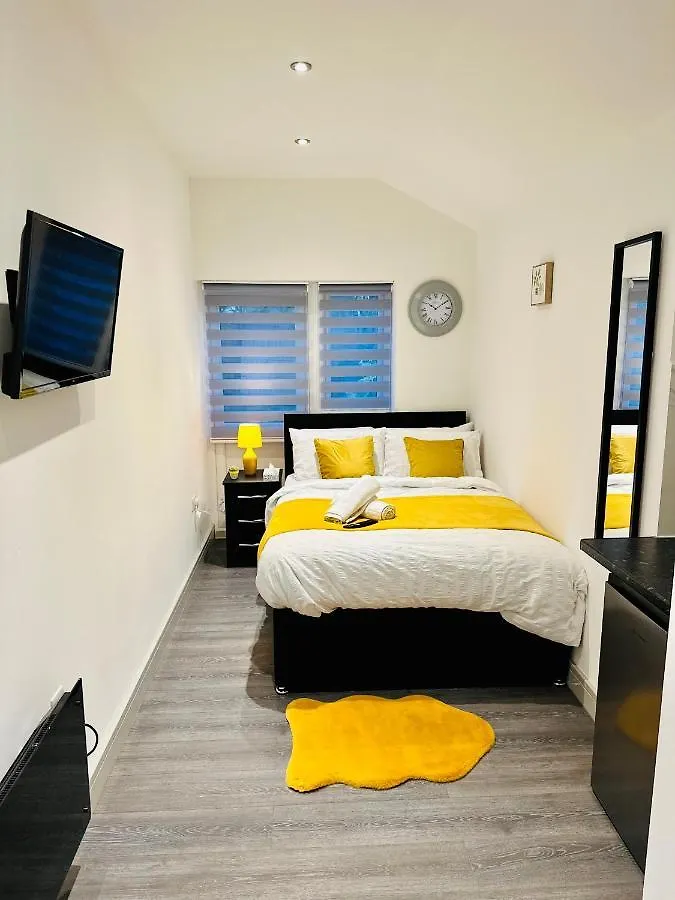 Comfy Guest House London